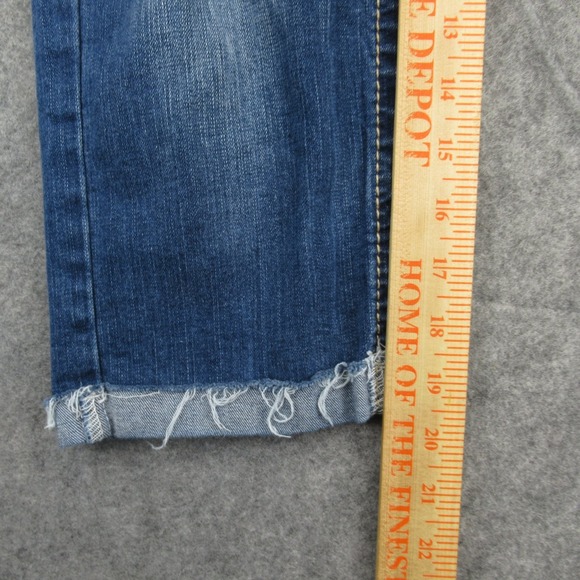 Amethyst Women's Capri Jeans Blue Distressed Stretch Size 11 Audrina - Picture 8 of 14